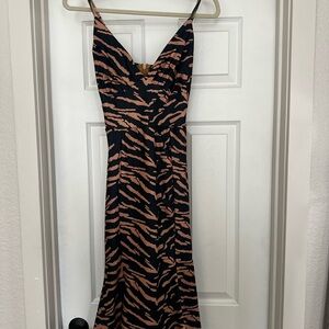 Stylish Black/Blue and Tan Patterned Dress